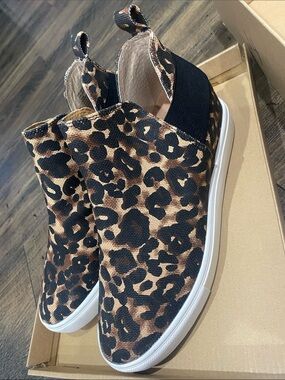 Steve Madden Platform Leopard Slip On Sneaker